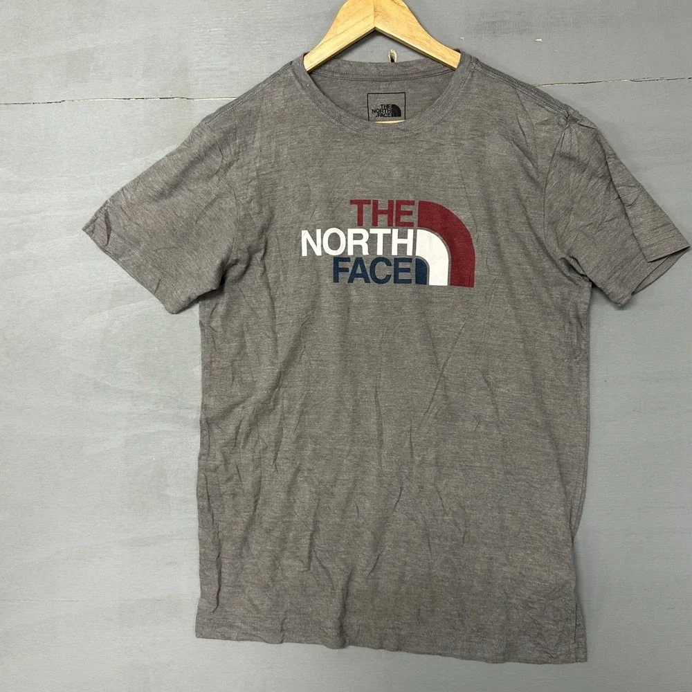 The North Face Mens Medium Gray Graphic Logo Short Sleeve T-Shirt‎ Heathered Tee